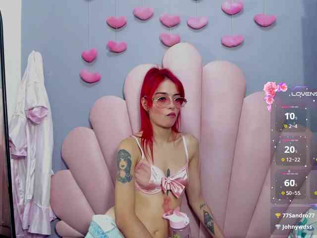 LUCY_MILLER webcam