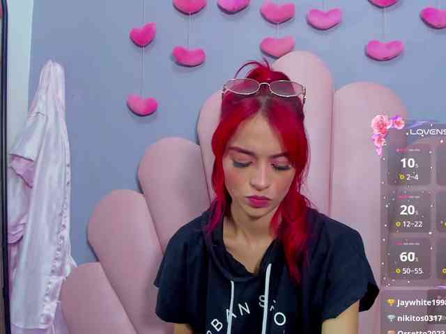 LUCY_MILLER webcam