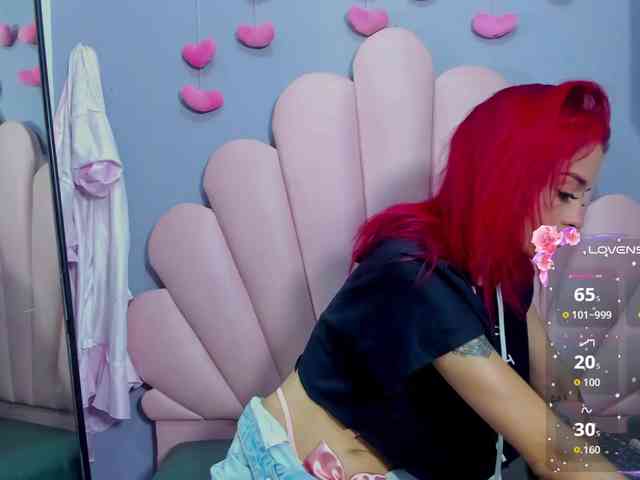 LUCY_MILLER webcam