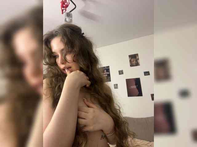 YourLadyyy (LadyEmily, Ladyyyyyyyyy)