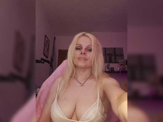 DarkAngelus29 webcam