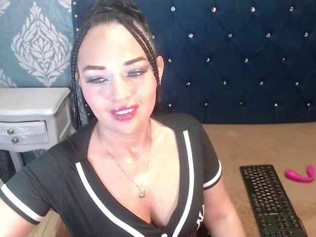 sofiacowperx webcam