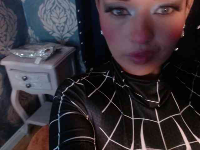 sofiacowperx webcam