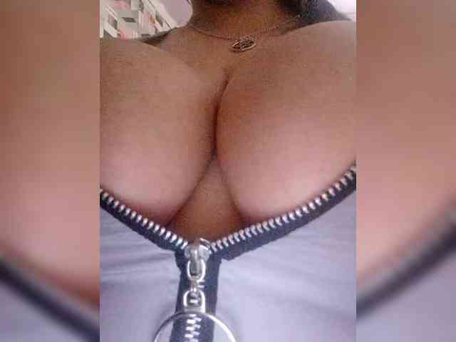 Xo4y-SeX-TpaX webcam