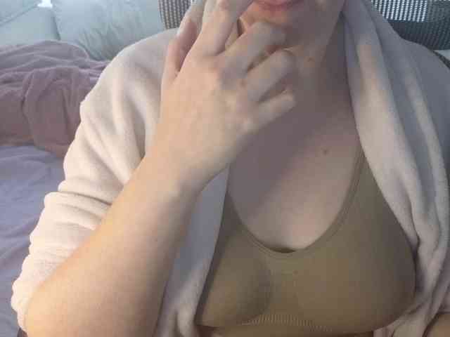 PassionateMommy webcam