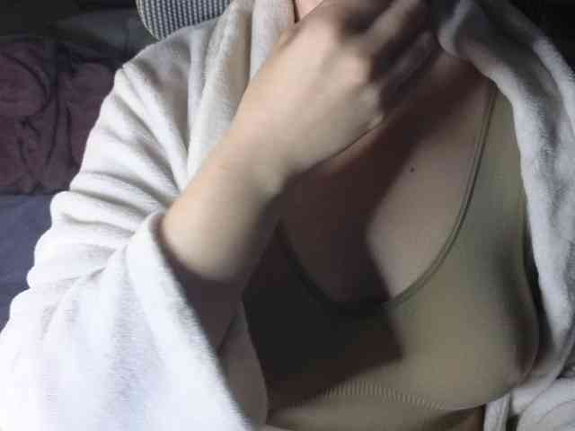 PassionateMommy webcam
