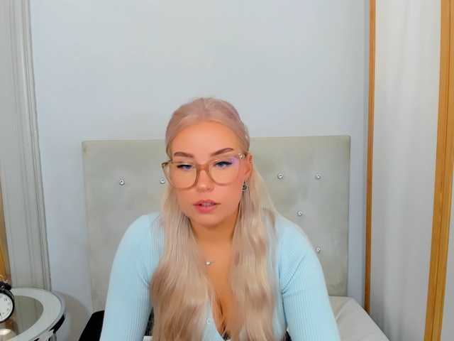KristyQueen webcam