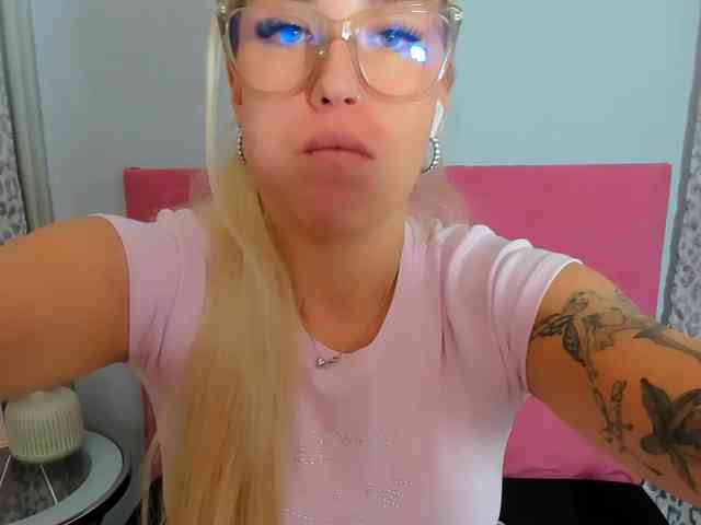 KristyQueen webcam