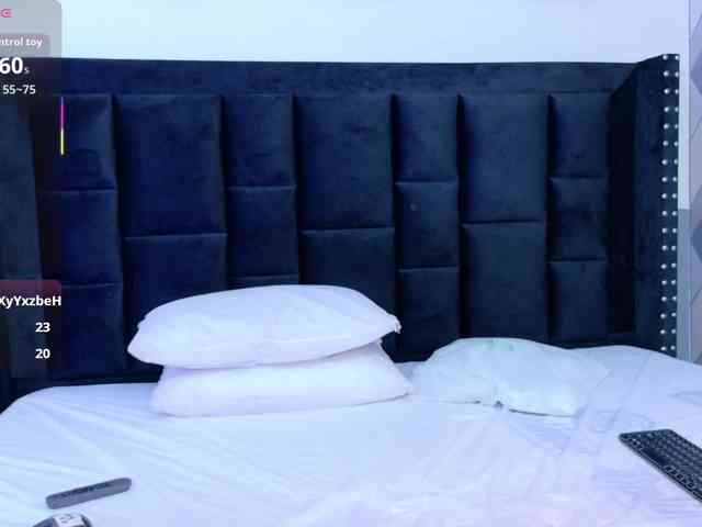 petitelittleebony webcam