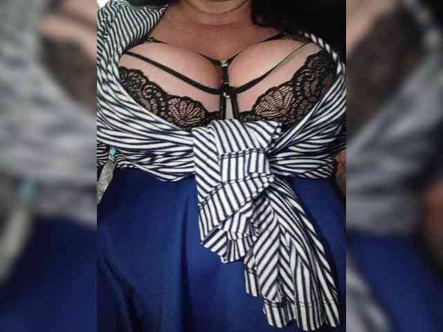 SeXy-Xo4y-SeXa webcam