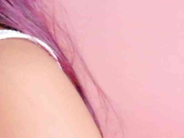 friendsmom webcam