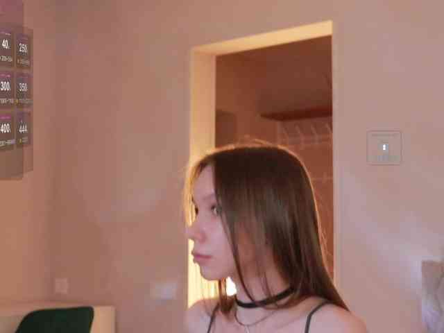MsAura webcam