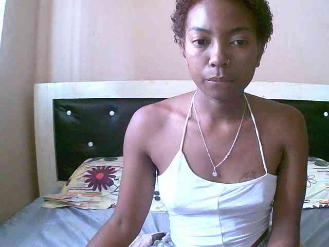 laetitianah webcam