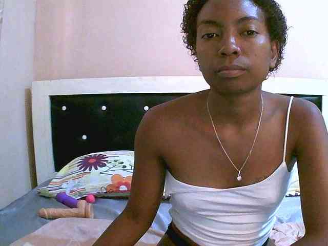 laetitianah webcam