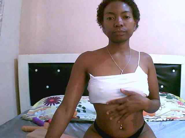 laetitianah webcam