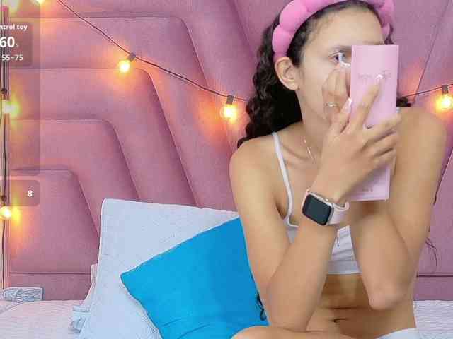 Beautifulskinny18 webcam