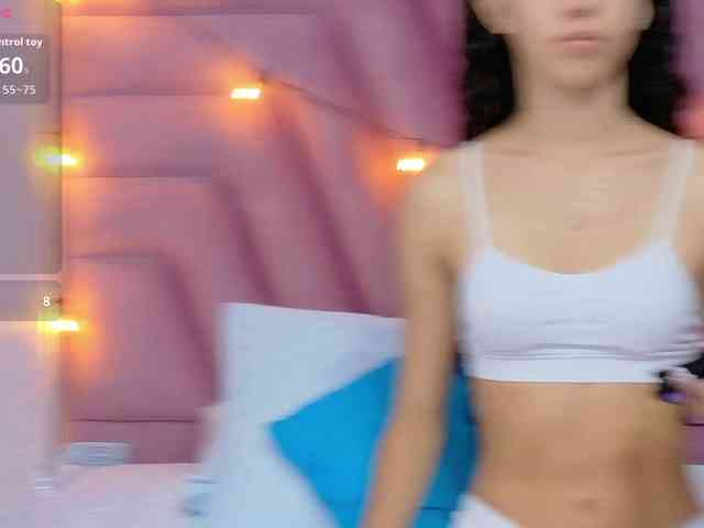 Beautifulskinny18 webcam