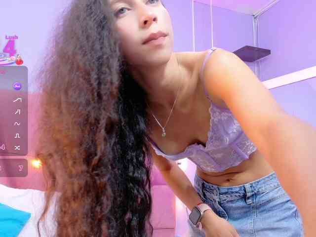 Beautifulskinny18 webcam