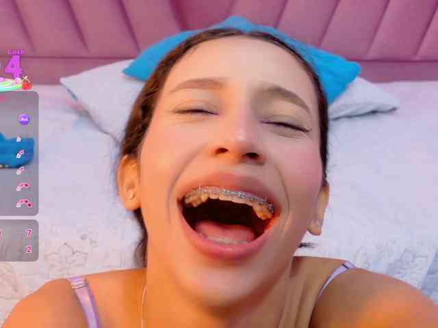 Beautifulskinny18 webcam