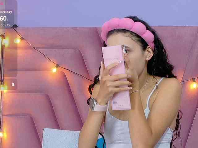 Beautifulskinny18 webcam