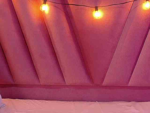 Beautifulskinny18 webcam