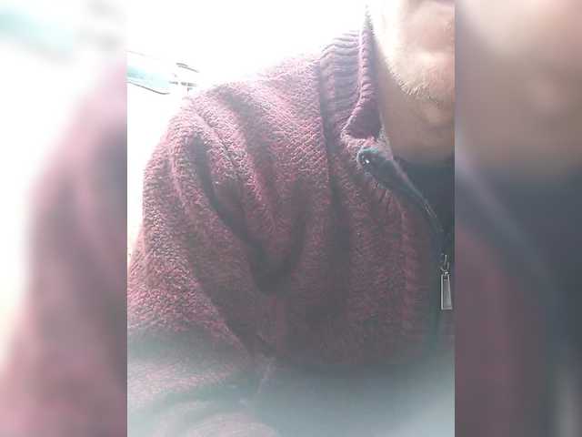 Accedi alla chat con il nickname Maalibuu Maalibuu