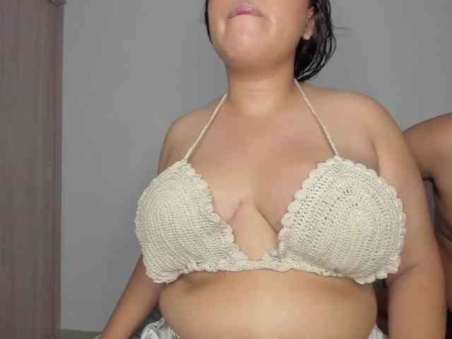 Aaron-AnnCams69 webcam