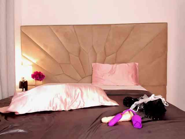 JasminQuin webcam