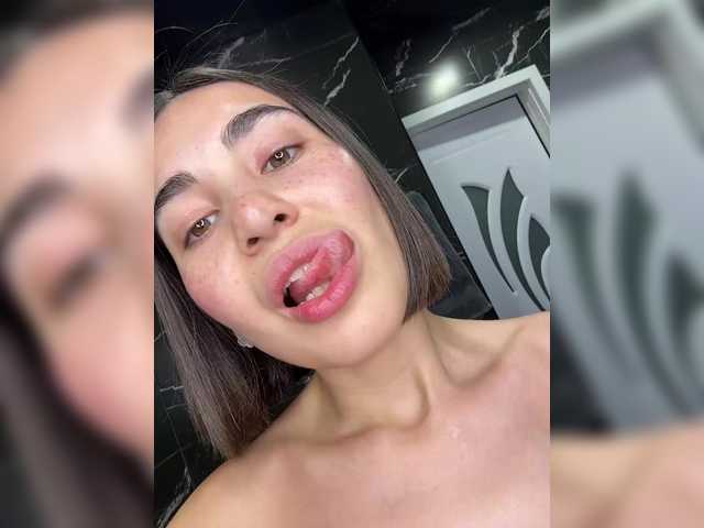 Vai a chattare su Talilia Talilia