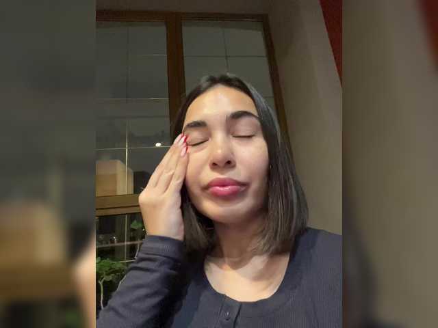 Entrez le videochat erotique avec le
modèle Talilia Talilia