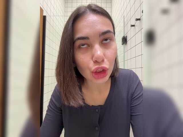 Gratis Live Sexcam mit Talilia Talilia