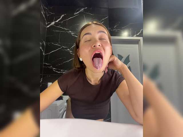 Gratis Live Sexcam mit Talilia Talilia