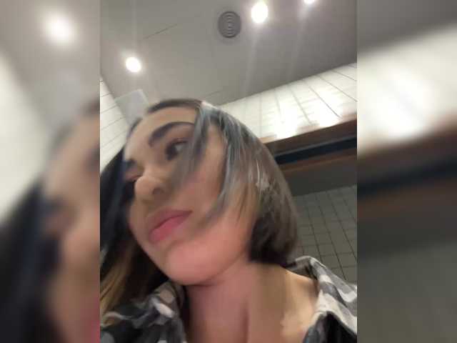 Gratis Live Sexcam mit Talilia Talilia