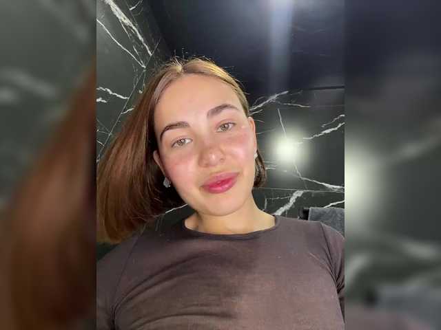 Gratis Live Sexcam mit Talilia Talilia