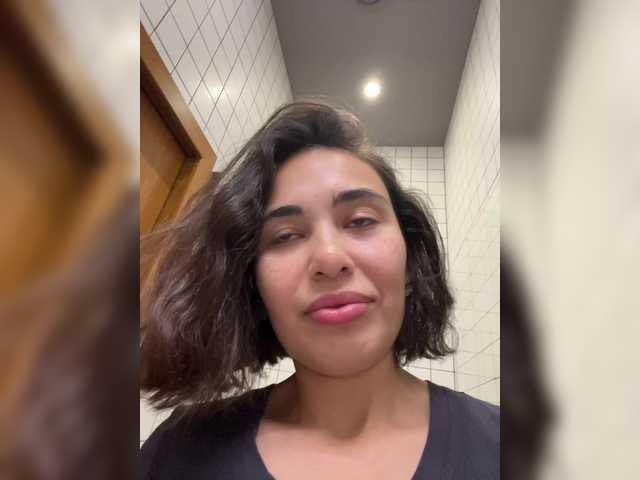 Entra en el chat con el modelo Talilia Talilia