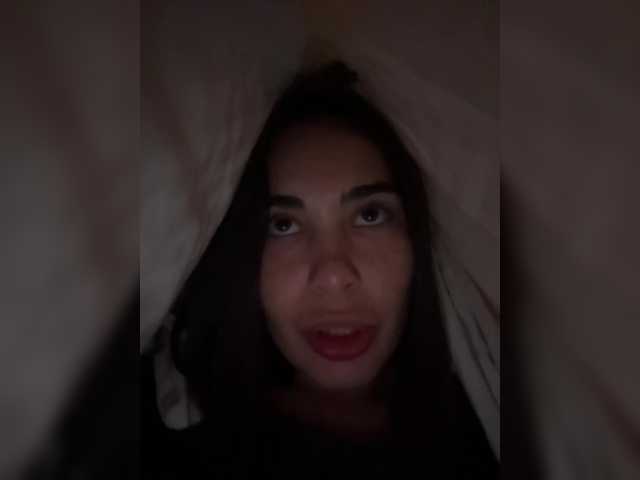 Entra en el chat con el modelo Talilia Talilia