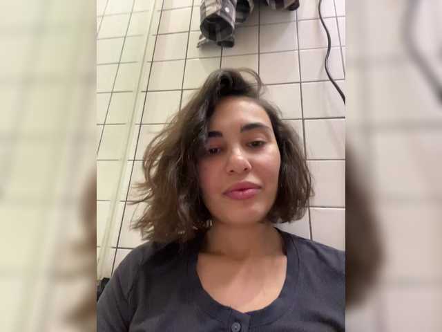 Accedi alla chat con il nickname Talilia Talilia