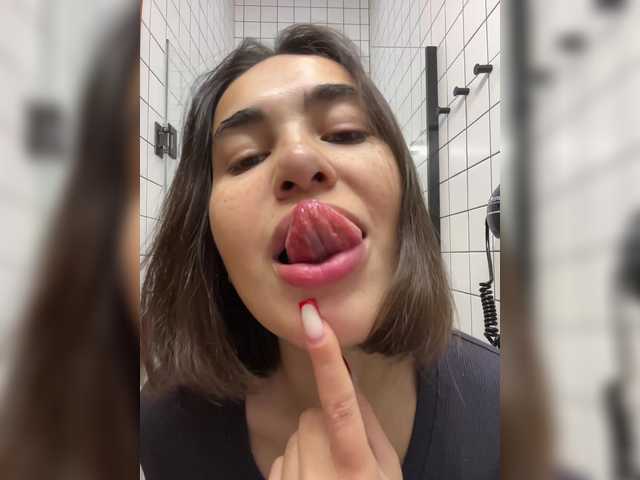 Gratis Live Sexcam mit Talilia Talilia