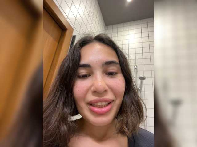 Gratis Live Sexcam mit Talilia Talilia