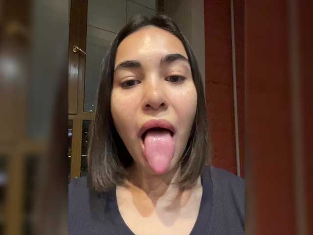 Gratis Live Sexcam mit Talilia Talilia