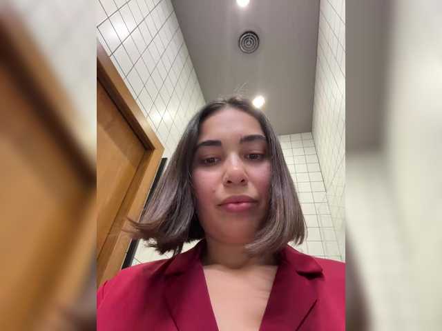 Entra en el chat con el modelo Talilia Talilia