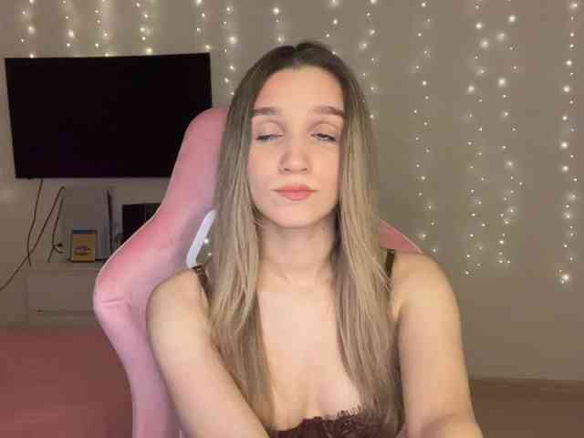 BabyTamagochi webcam