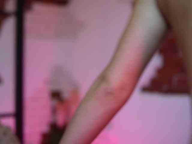 AngelinaCapri webcam