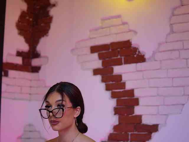 AngelinaCapri webcam