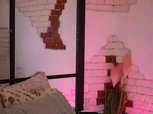 AngelinaCapri webcam