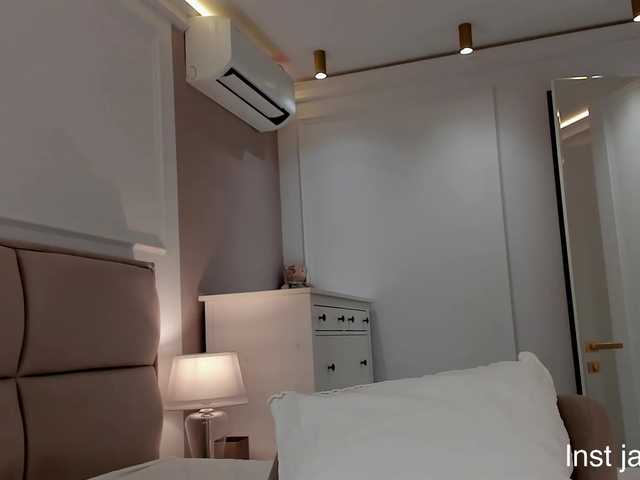 JackyLucky webcam