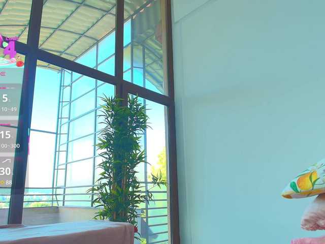 AlicePirs webcam