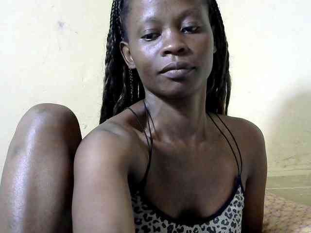 PrettyAlianah webcam