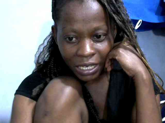 PrettyAlianah webcam