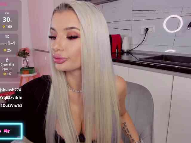 CelyneMay webcam